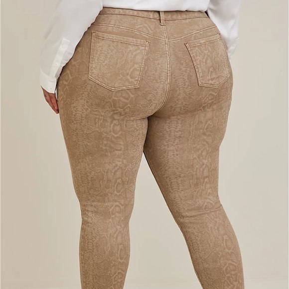 Torrid Tan Cream Jeggings with Stretchy Fit - Picture 2 of 7